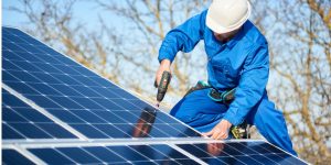Installation Maintenance Panneaux Solaires Photovoltaïques à Saint-Cirgues-en-Montagne